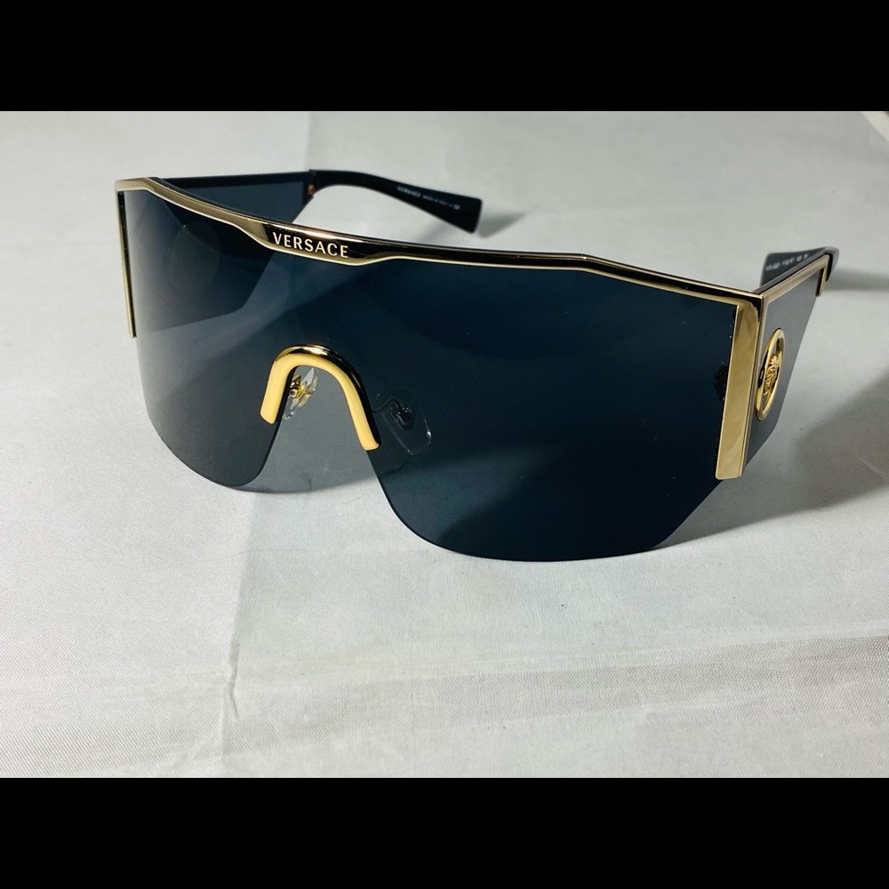 NEW $396 VERSACE MEDUSA HALO Shield Sunglasses